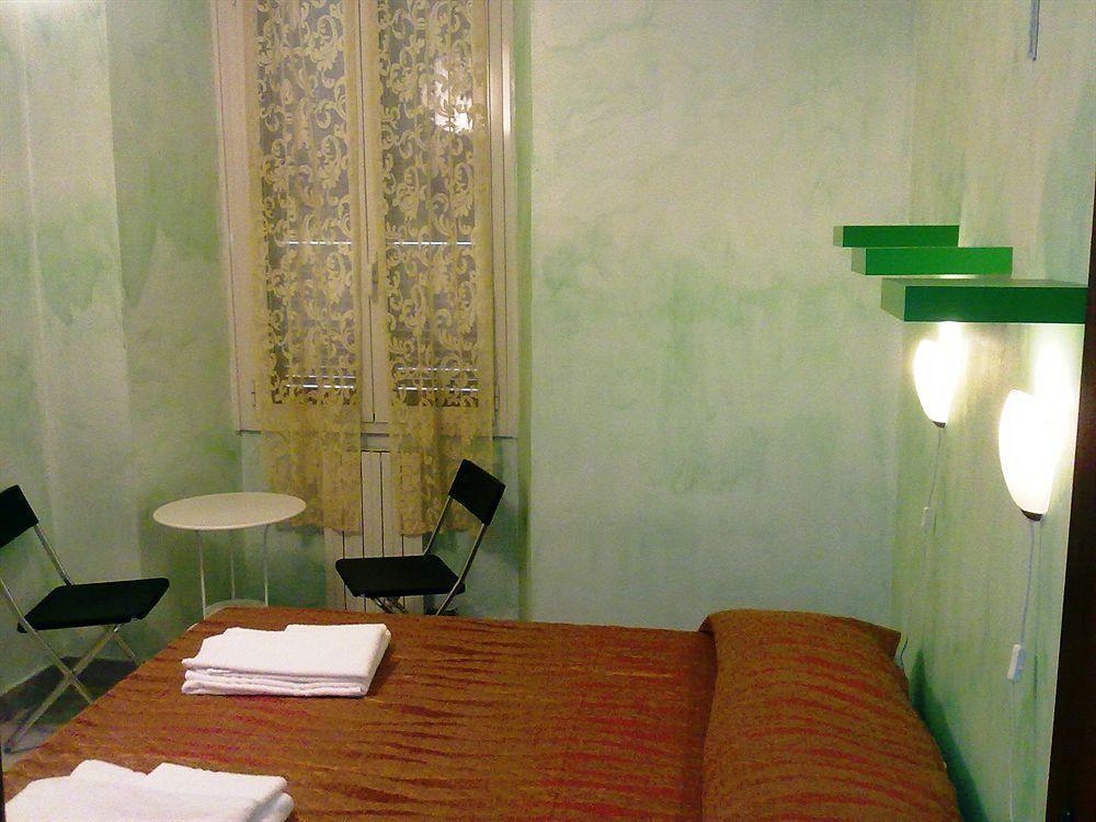 Gigi Holiday Rooms โรม ภายนอก รูปภาพ