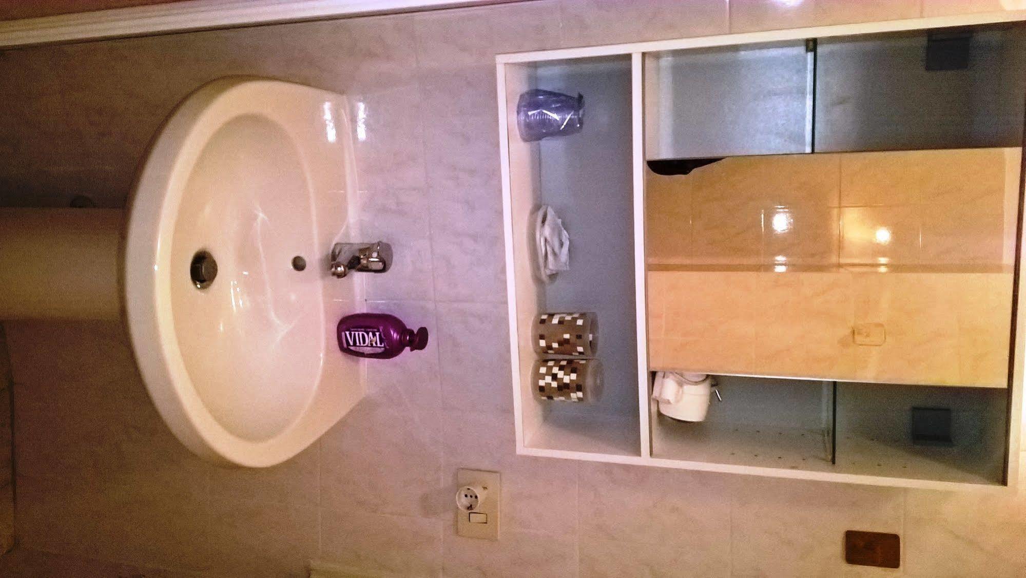 Gigi Holiday Rooms โรม ภายนอก รูปภาพ